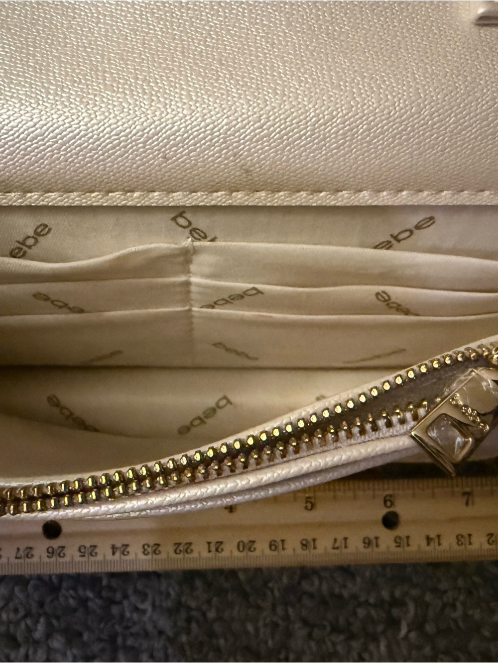 bebe Metallic Gold cream Logo Embossed Chain Crossbody - Picture 5 of 6